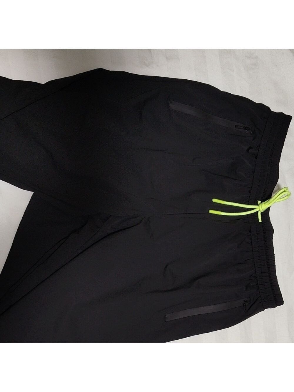 Women's Bolt Joggers - Picture 4 of 5